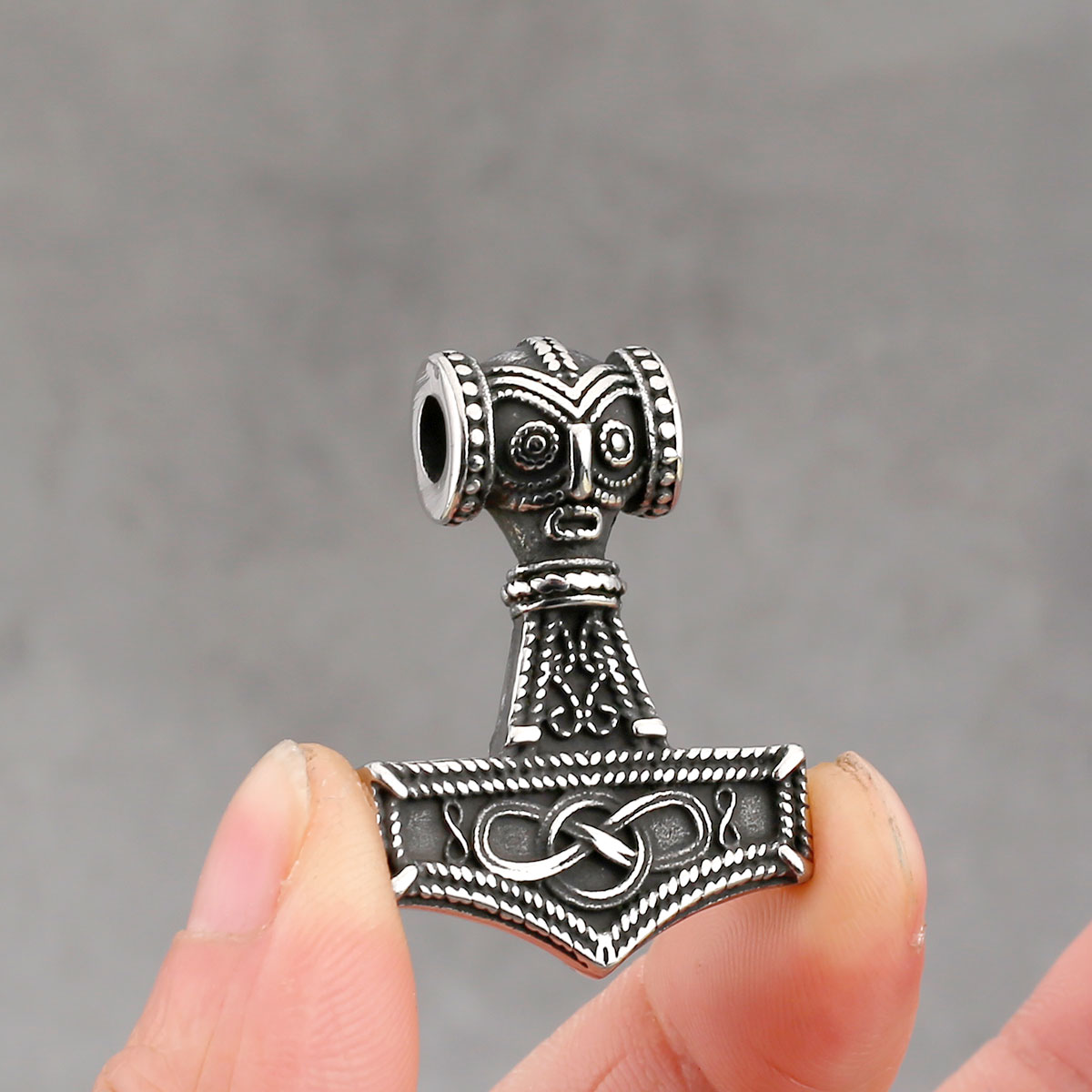 Collar Mjolnir con ancla vikin - Battle Rope Anchor reseña y precio